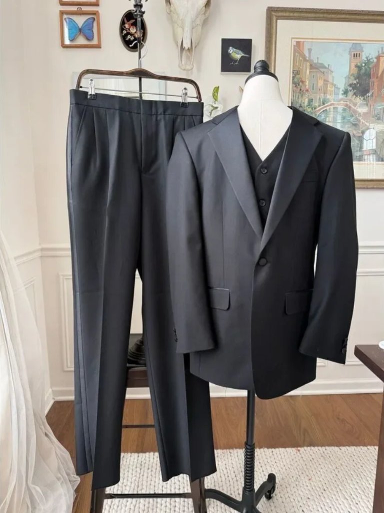 Umo Lorenzo Black 3pc Tuxedo Suit Mens 275 M
